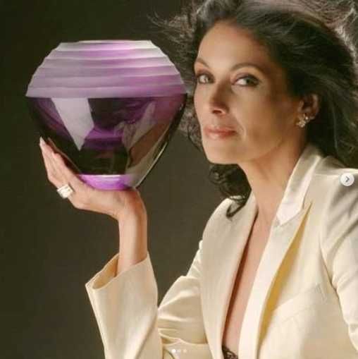 Yolanda Lobo Jarra Cristal Doublé by JASMIM GLASS STUDIO Venda/troca