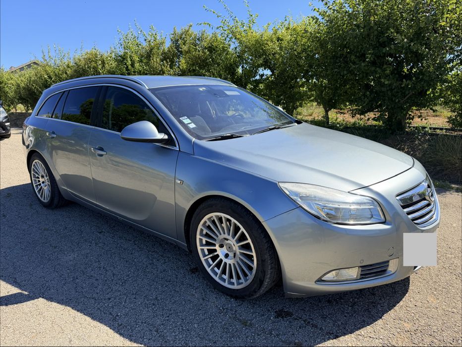 Opel Insignia  2.0  2010