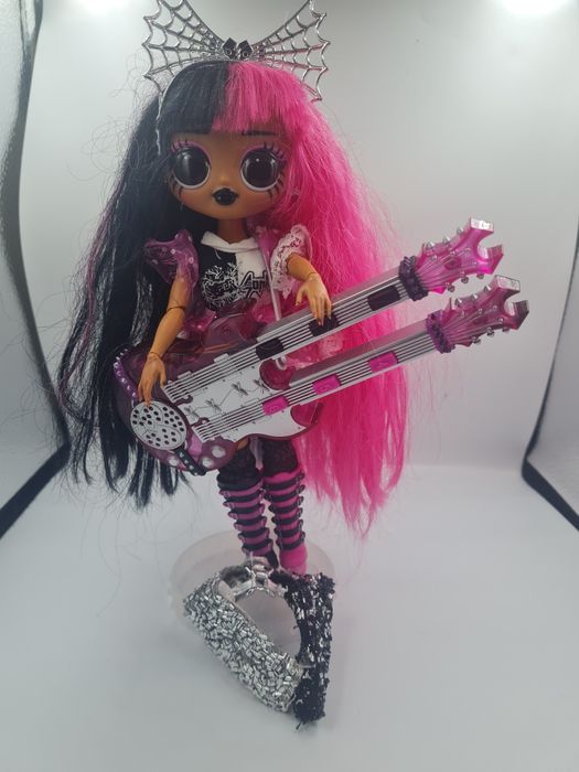 L,O,L, Surprise! OMG Remix Rock METAL CHICK Fashion Doll