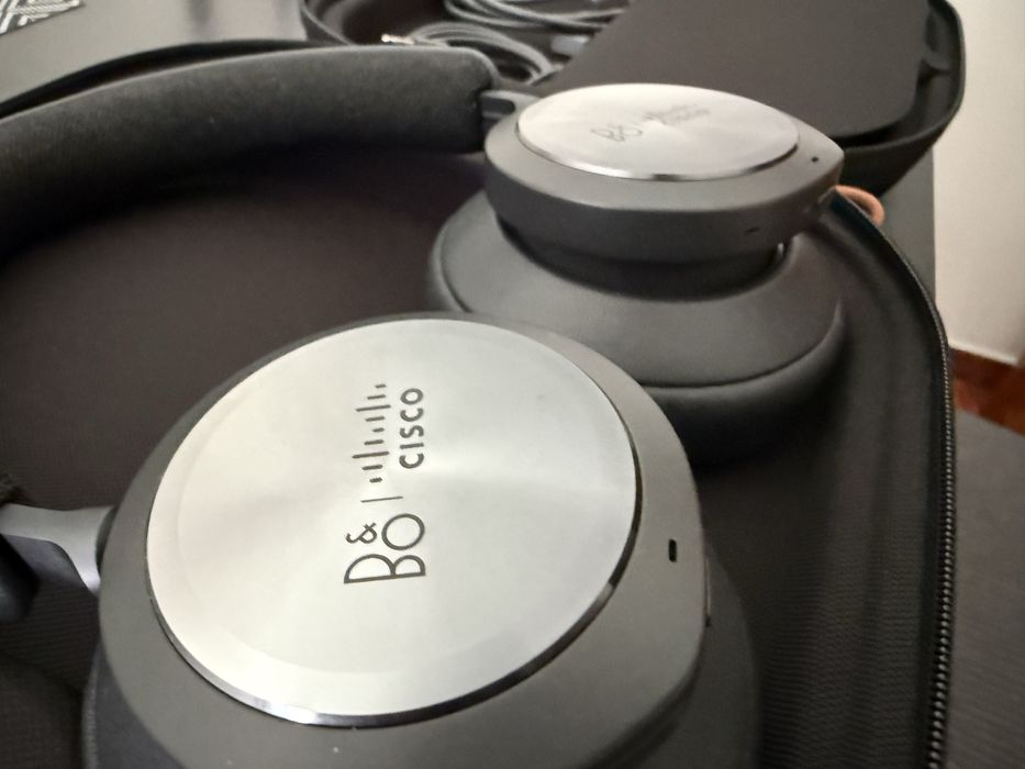 Auscultadores Bluetooth Cisco Bang & Olufsen 980 Novos