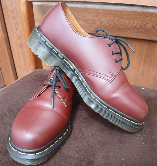Martens 1461 cherry red