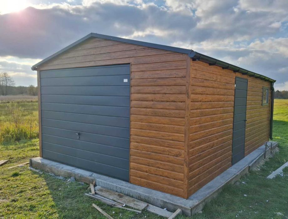Blaszak Garaż blaszany 6mx5m PREMIUM dostawa w całej Polsce Montaż Gratis Garaże blaszane 6x5 6x6 7x5 7x6 8x5 8x6 Producent