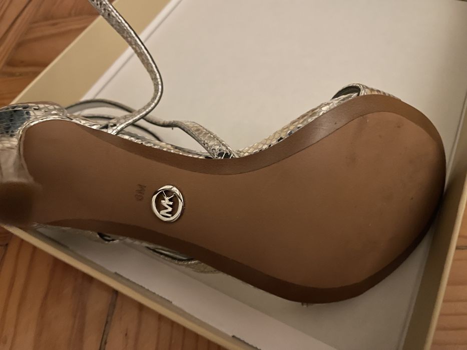 Sandalias Michael Kors novas