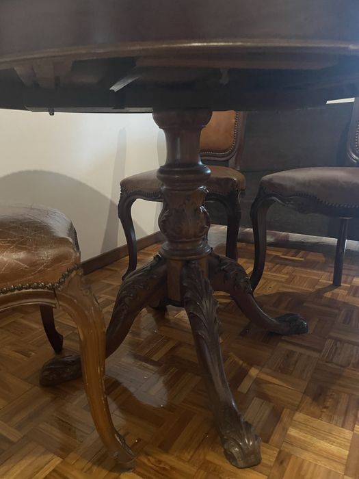 Mesa de jantar redonda extensivel