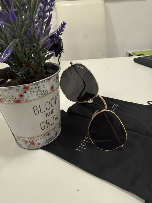 Vendo oculos de sol