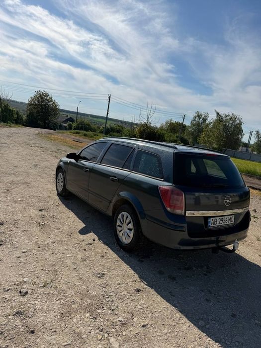 Opel astra h 2006 рік 1.6 бензин