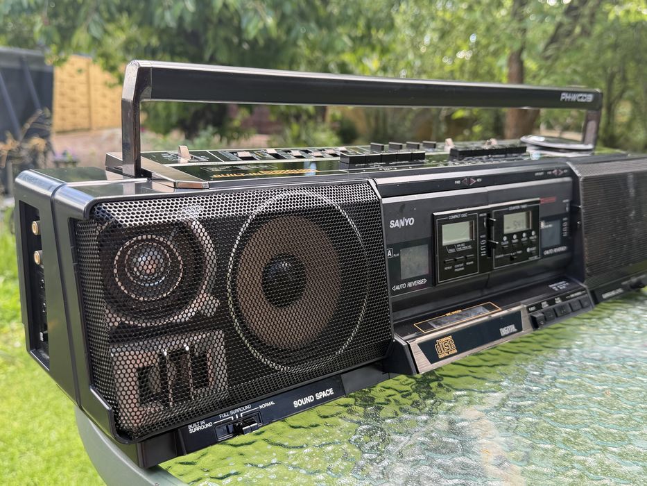 Продам магнитолу Sanyo PH-WCD3(k)