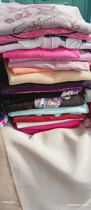 Lote de roupa semi nova de menina 10 anos 50 peças