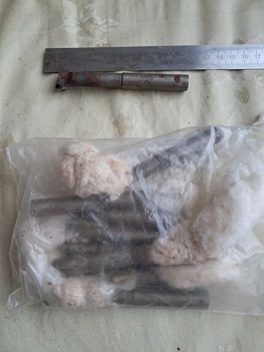 Резцы токарные,оснащенные гексанитом-Р .