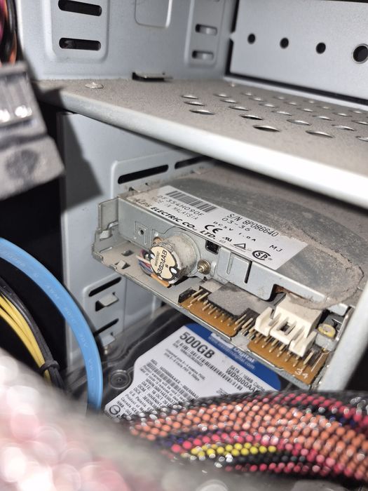 Stary Komputer na części