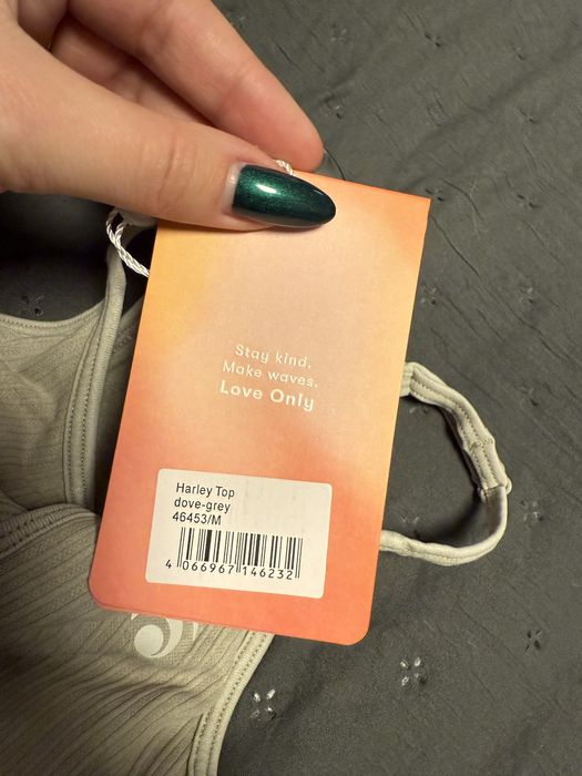 Oceans Apart Top Harley Dove Gray M