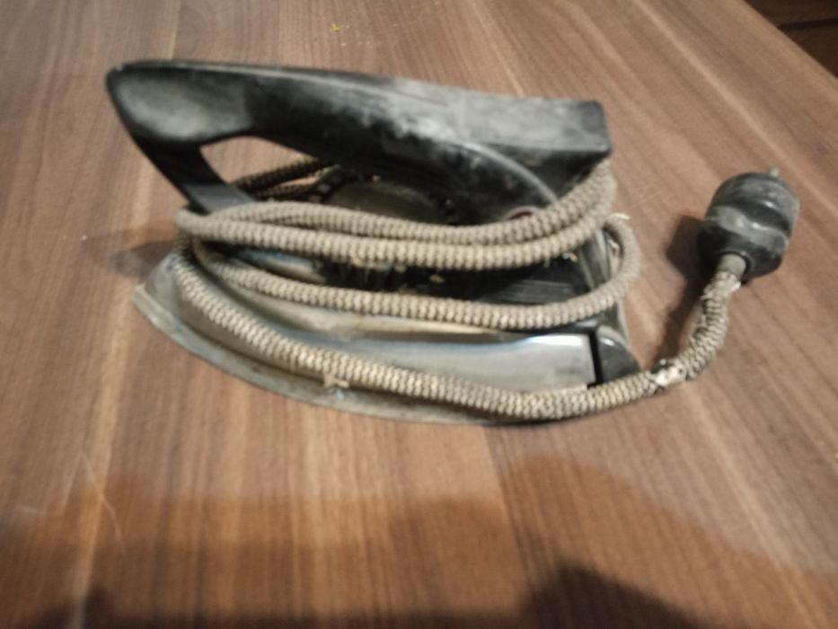 żelazko PRL, żelazko stare, vintage, retro, elektryczne żelazko