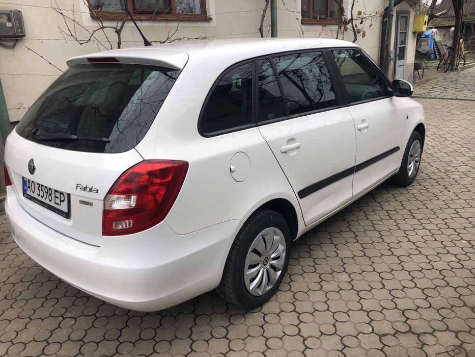 Skoda Fabia універсал 1,6 Дизель.