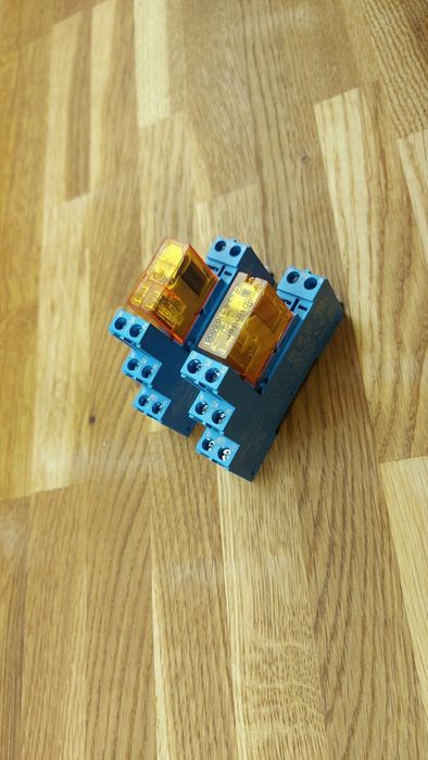 3 x Przekaźnik 230V + podstawa (SCHRACK, RELPOL, FINGER, WEIDMÜLLER)