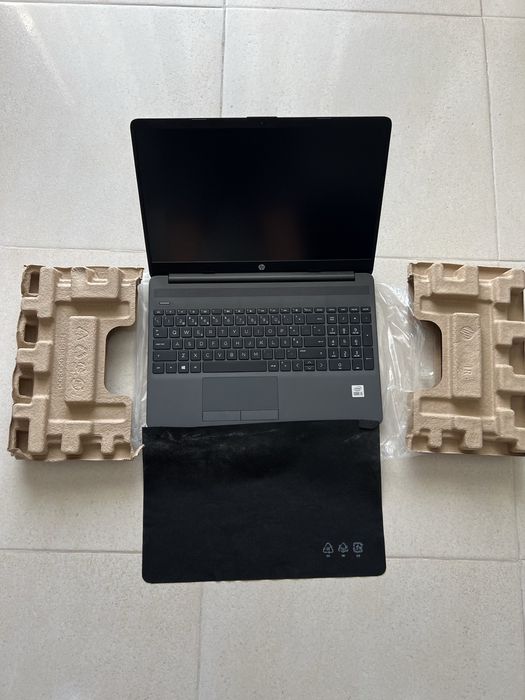 Portátil HP G9 - i5-8gb Ram- ssd - Win10 pro - Ler anúncio