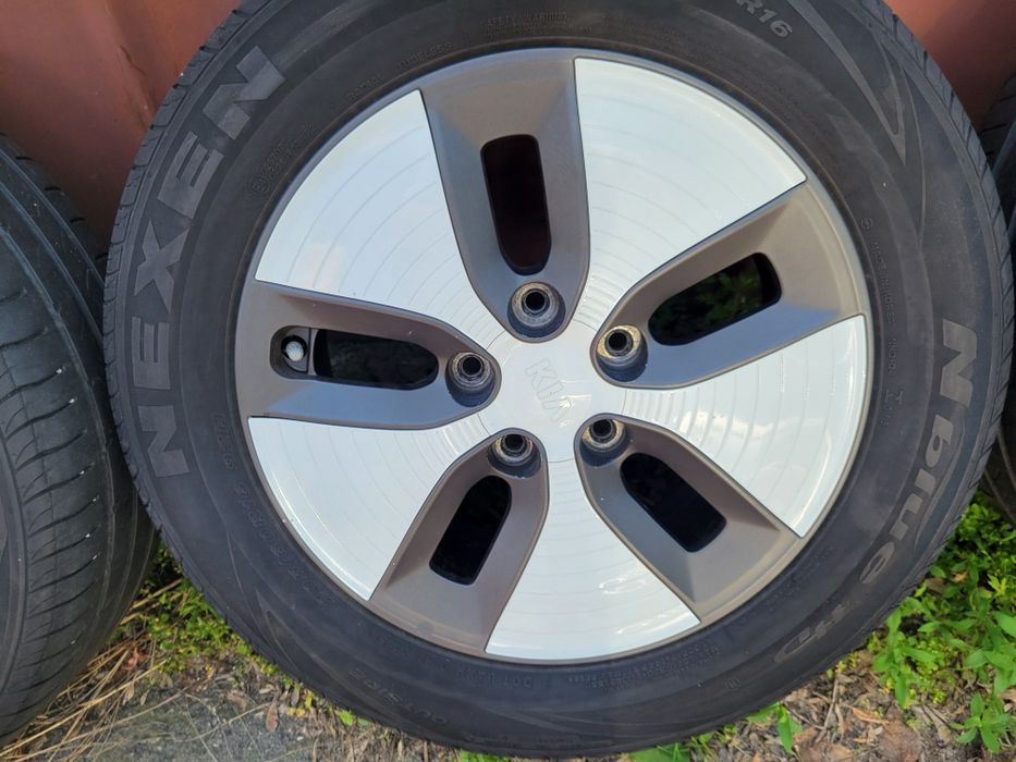 KIA SOUL  5+114.3 Електро