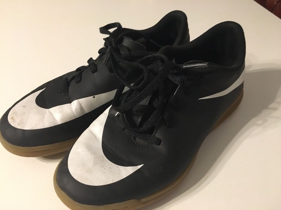 Sprzedam halówki nike 36 buty na wf