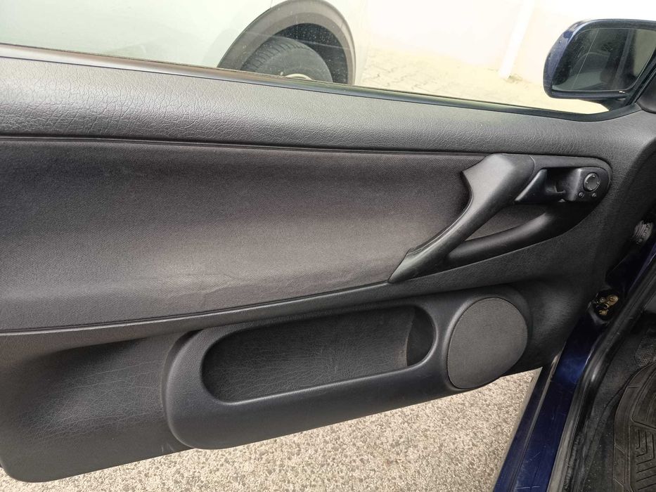 VW Polo Gasolina 1.0, excelente estado, com inspeção e pronto a circular