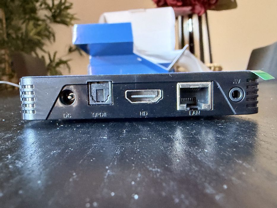 Box Android Tv X88 PRO 13 4GB/64GB (caixa + acessórios)