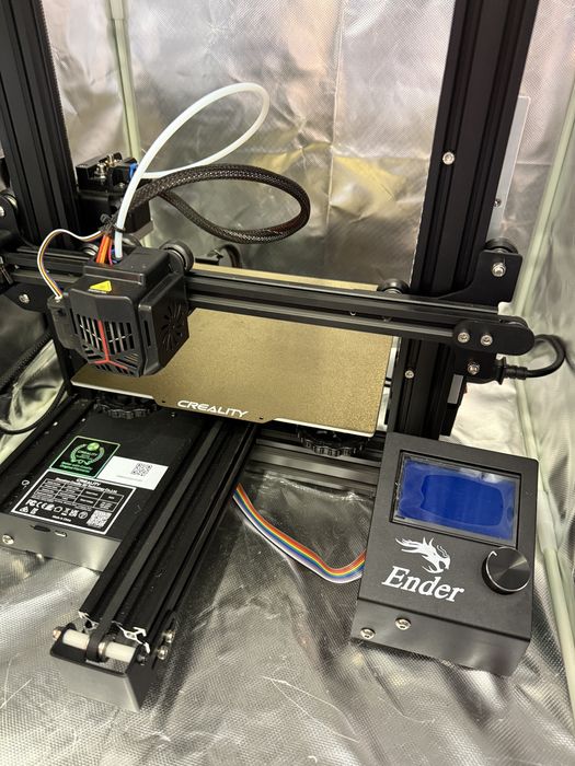 3D принтер Ender 3 Pro + 2 чохли + 2 магнітні ковртки