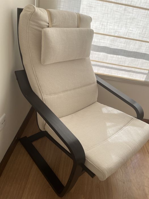 Cadeirão Ikea modelo moderno