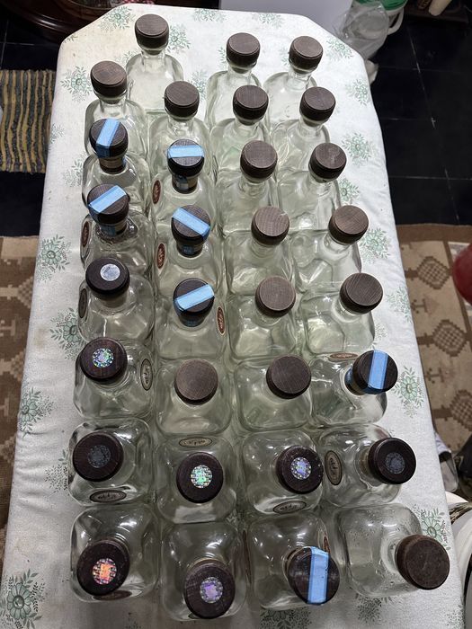 32 garrafas para artesanato ou licores