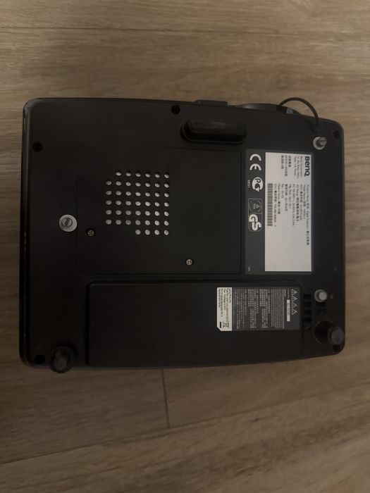 Projektor BenQ MP525P XGA 2500 lumen + pilot