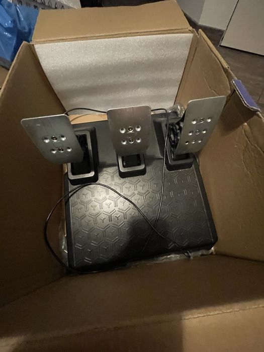 Thrustmaster t248