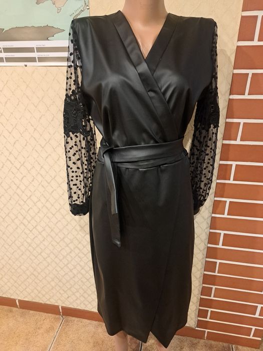 Продам платье 50 размер