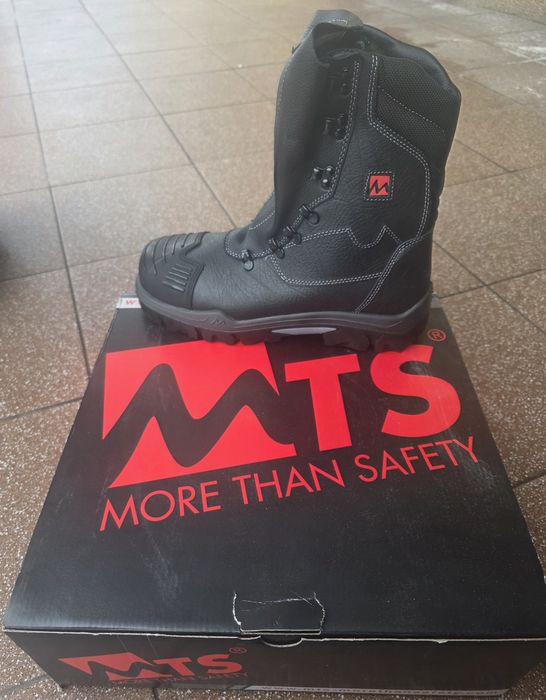 Obuwie robocze ocieplane MTS taurus overcap flex s3 r. 42