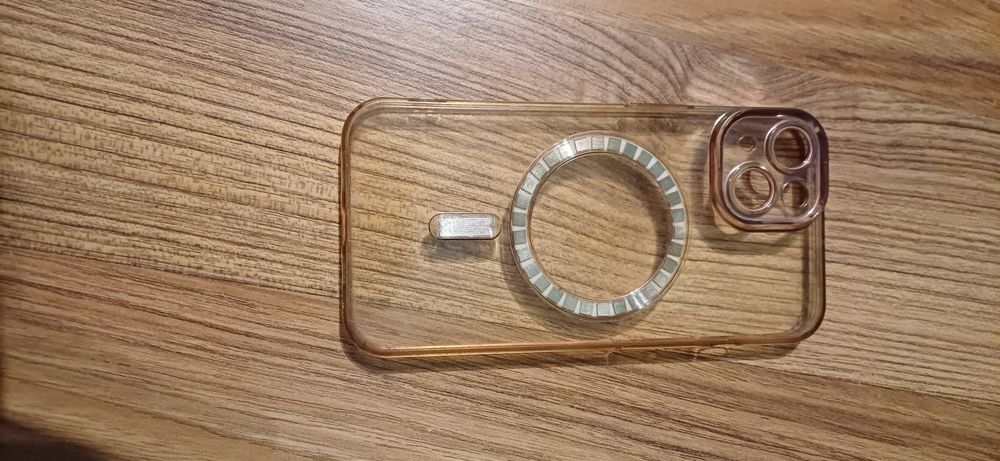 Etui do iPhone 13