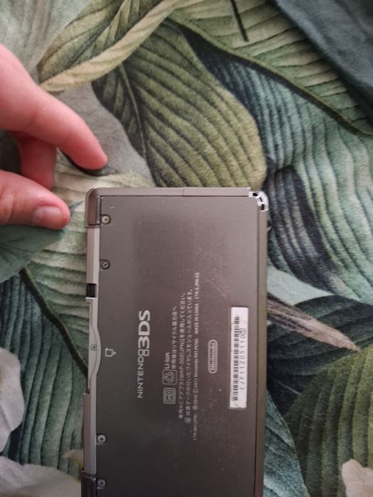Nintendo 3ds zmodowane + ładowarka