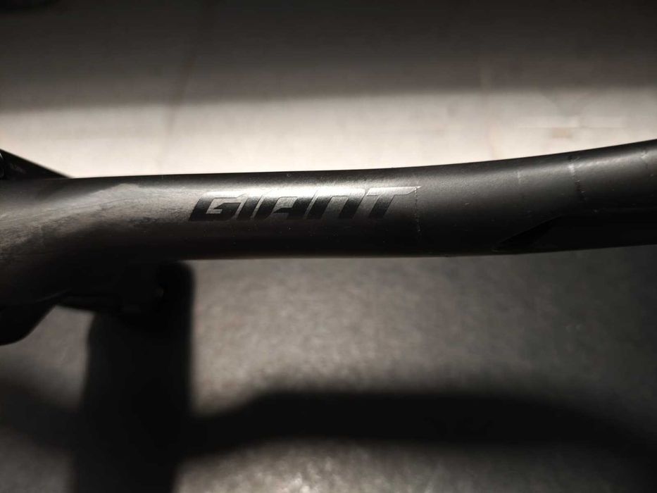 Guiador e Avanço Giant CONTACT SLR AERO (Propel/EnviLiv 2023+)