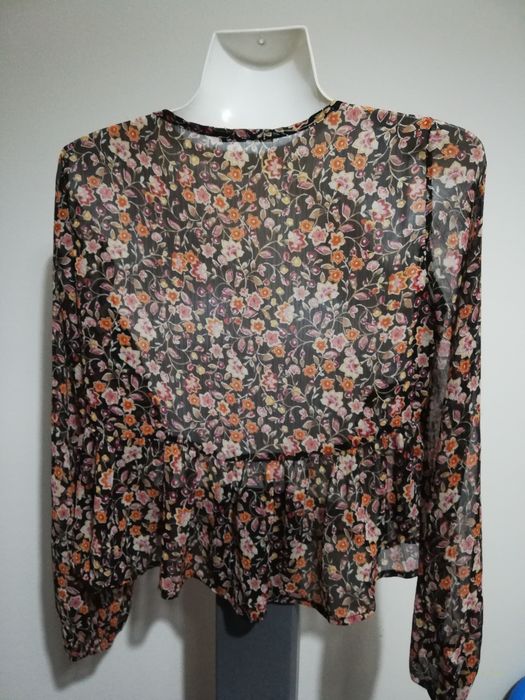 Blusa Semi transparente Manga Comprida

Usado, em bom estado
Tecido fi