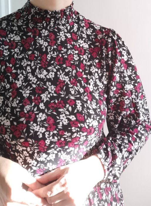 F&F sukienka 38 M z wiskozy romantyczne kwiaty