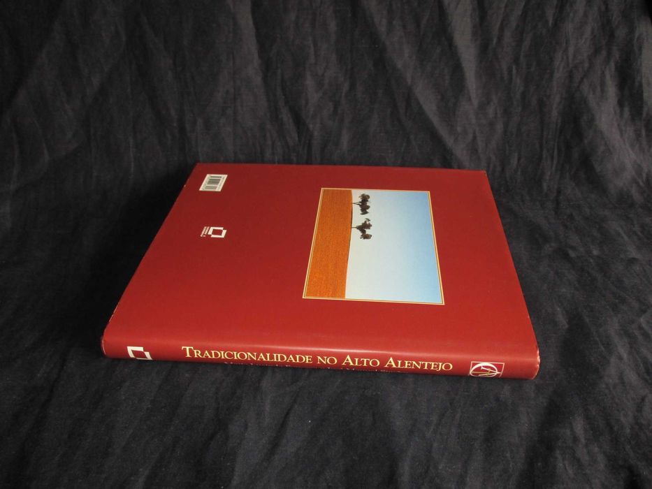 Livro Tradicionalidade no Alto Alentejo Percursos