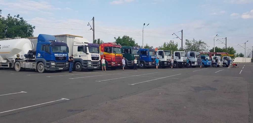 8 фуры, грузоперевозки. Площадка тент платформа. Вантажні перевезення.