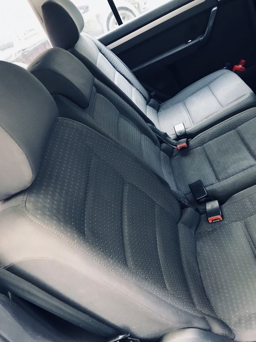 VW Touran 2.0 TDI 7L