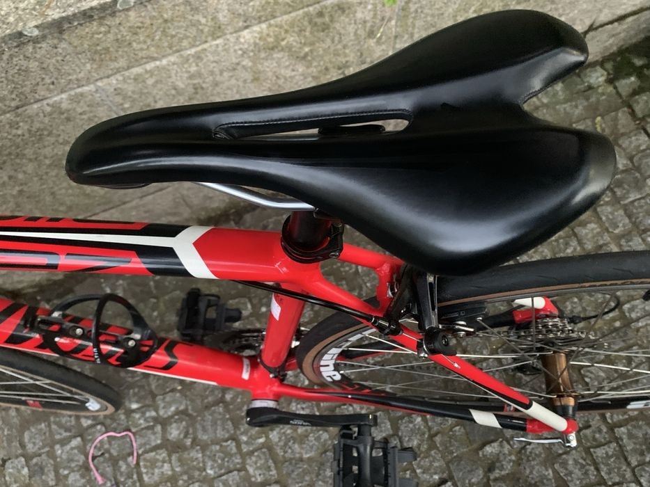 Bicicleta - Specialized Allez - quadro 52