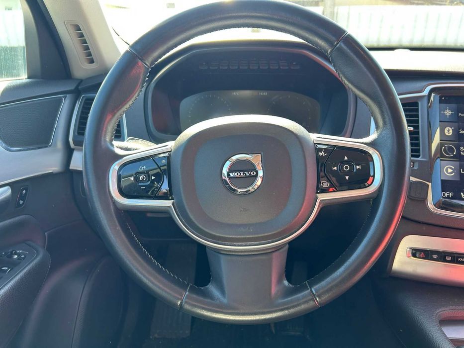 Volvo XC90 D4 Momentum