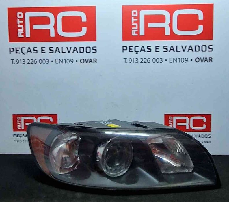 Ótica / Farol Direito 0301198202 - VOLVO S40 II