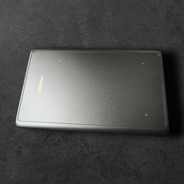 HUION H420X — Графічний планшет для малювання і osu!
