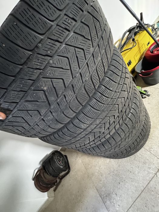 sprzedan 4 felgi z oponami 275/35R22