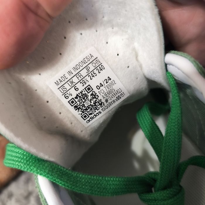 Нові кросівки adidas gazelle