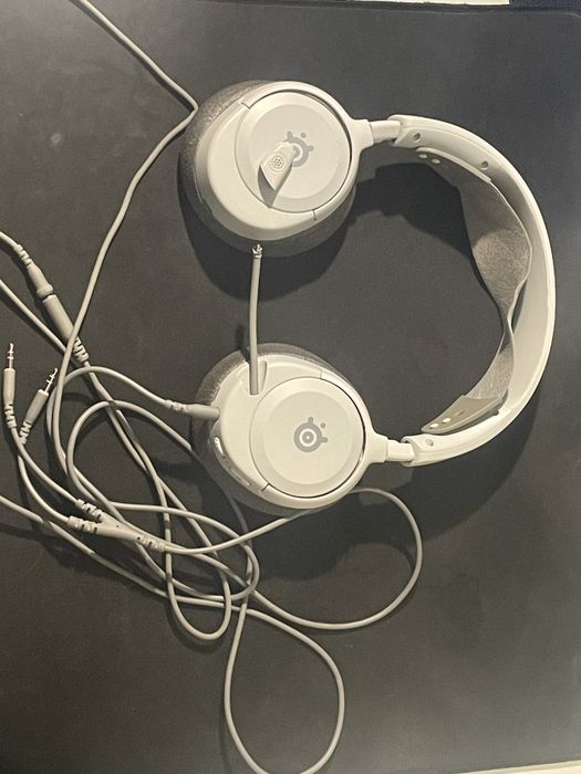 Навушники Steelseries Arctis Nova 1