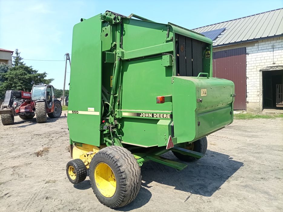 Prasa rolującą John Deere 550 siatka,sznurek