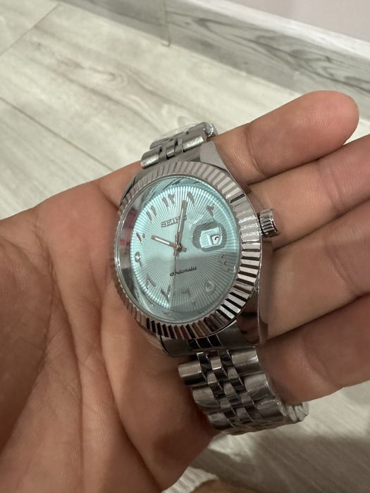 Cyan zegarek seiko arabic dial