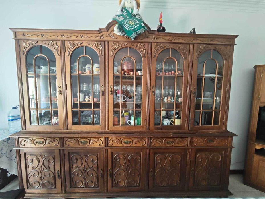 Móvel de Sala em Madeira