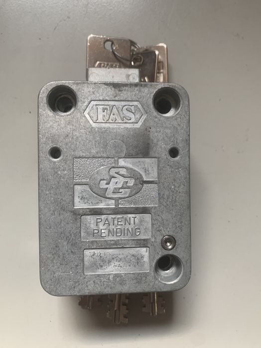 Не вскриваємий сейфовий замок SG (FAS) 3 ключа