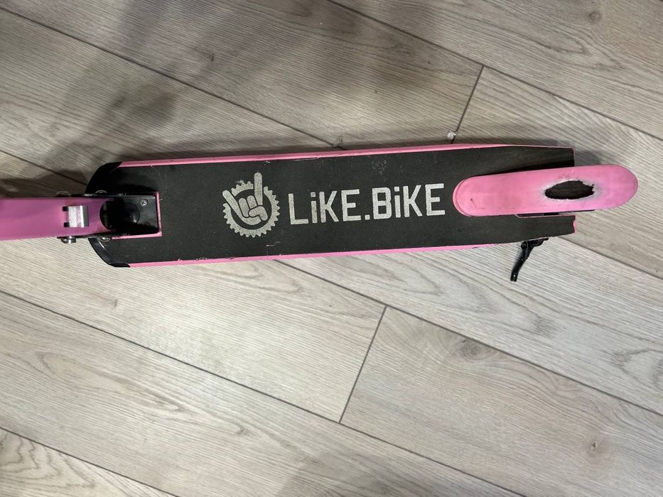 Продам Електросамокат Дитячий.Like Bike